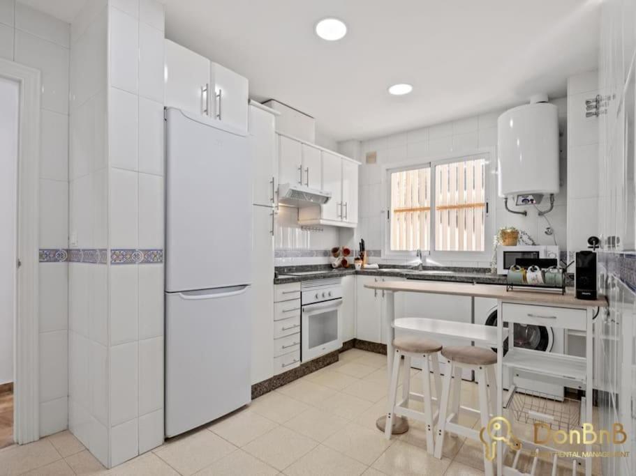 Apartamento Cerca De La Playa En Las Lagunas De Mijas Fuengirola Bagian luar foto
