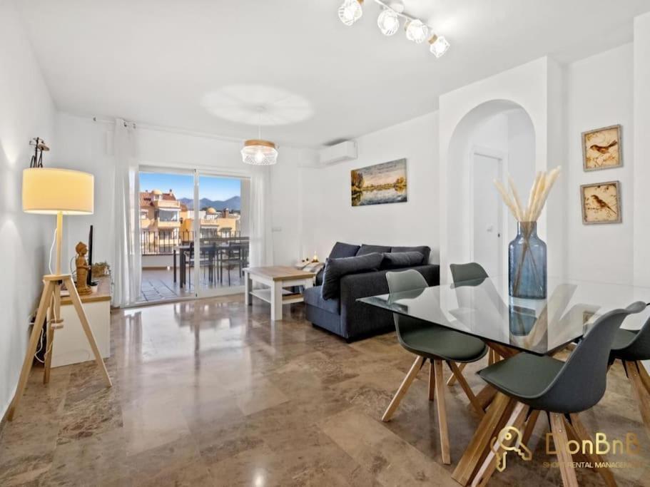 Apartamento Cerca De La Playa En Las Lagunas De Mijas Fuengirola Bagian luar foto