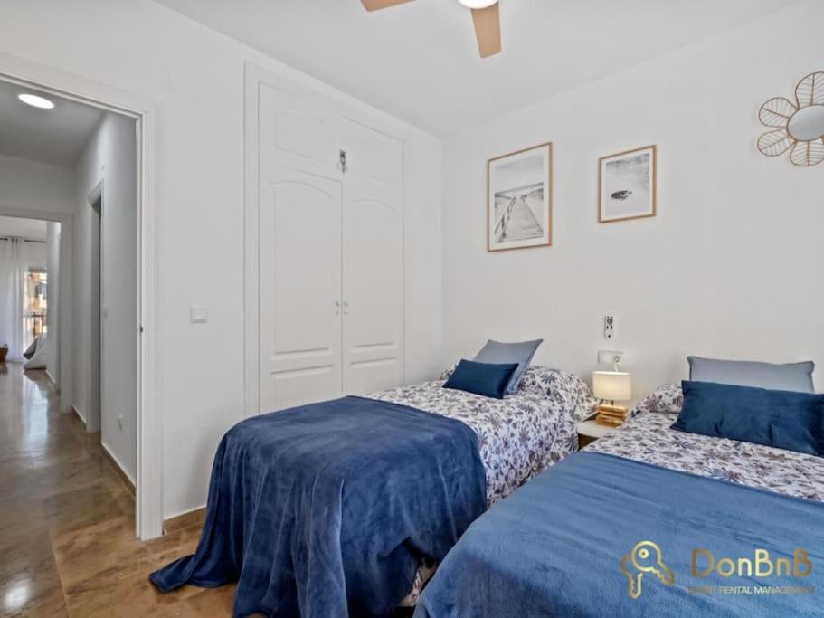 Apartamento Cerca De La Playa En Las Lagunas De Mijas Fuengirola Bagian luar foto